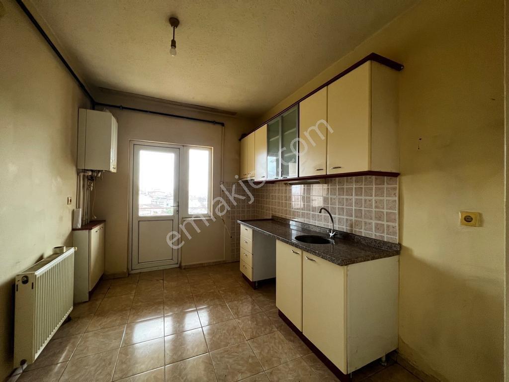 Küçükçekmece Halkalı Toki Atakent Fulya Sitesinde Kiralık Daire - Görsel 20