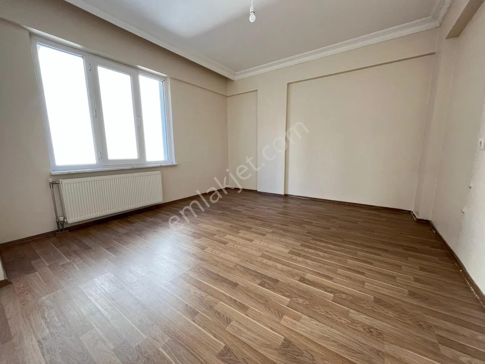 Olukbaşında 200m2 4+1 Kiralık Ara Kat - Görsel 2