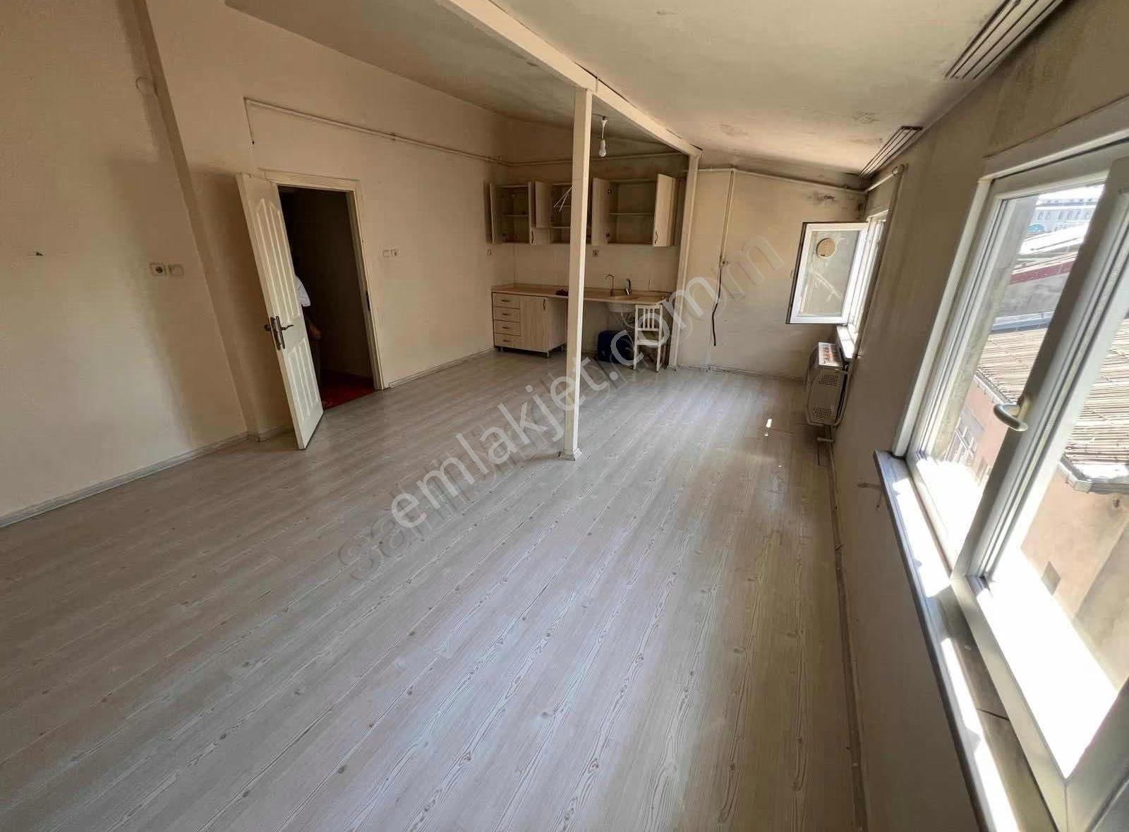 Esentepe'de Kiralık Çatı Katı - Görsel 3