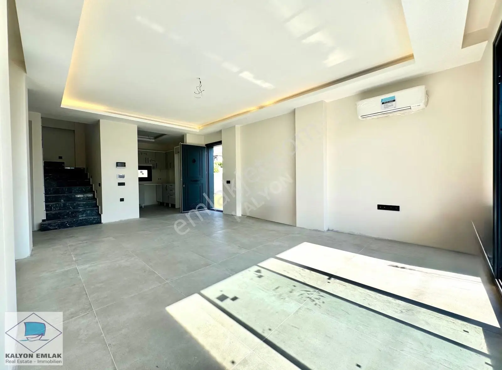 Kalyon'dan Reisderede Yerden Isıtmalı Özel Havuzlu Sıfır Villa - Görsel 3