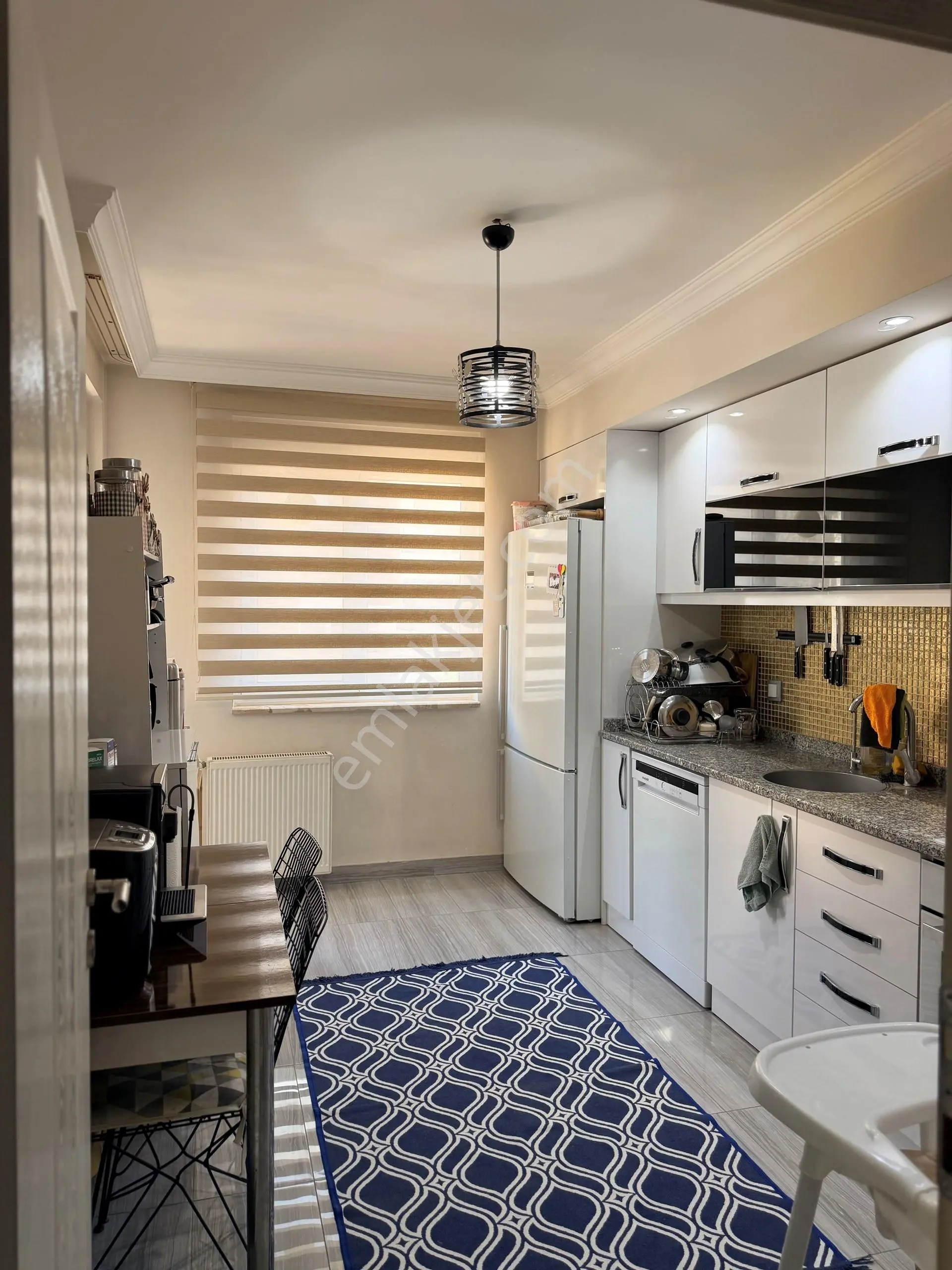 Antalya Muratpaşa Kızılarık Mahallesi’nde Satılık 3+1 Daire | 135 M² | 1. Kat | Asansörlü | İskanlı - Görsel 3