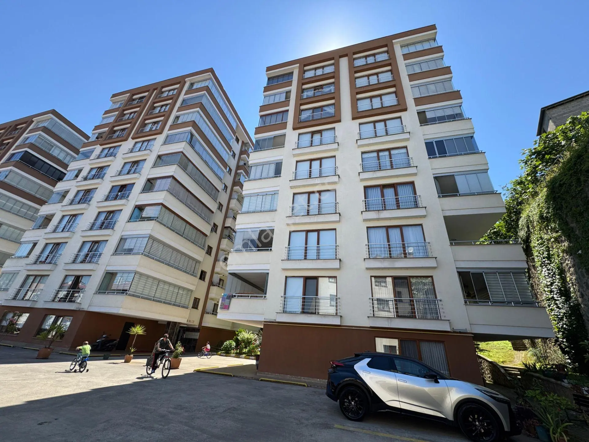 Trabzon Karşıyaka Baha Yaşam Sitesi Satılık Daire