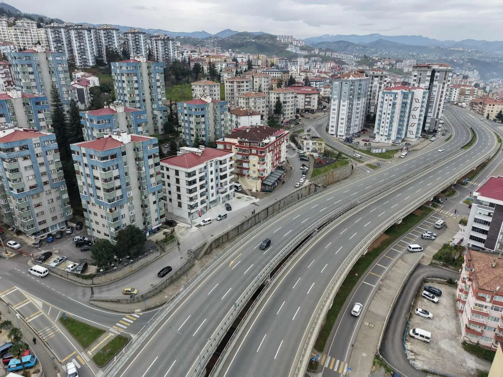 Vip Real Estate 3 Nolu Erdoğdu Merkezi Konumda 3+1 Daire - Görsel 4