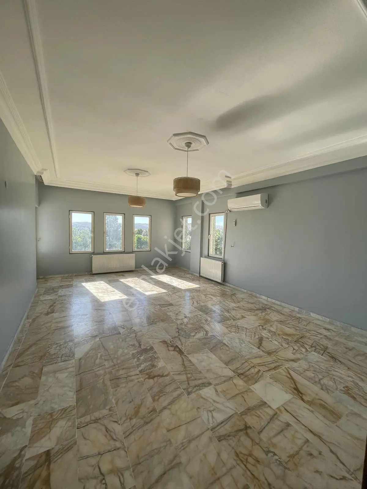 Yenışehır Emnıyet Caddesinde Manzaralı 3+1 Kiralık Daire - Görsel 9