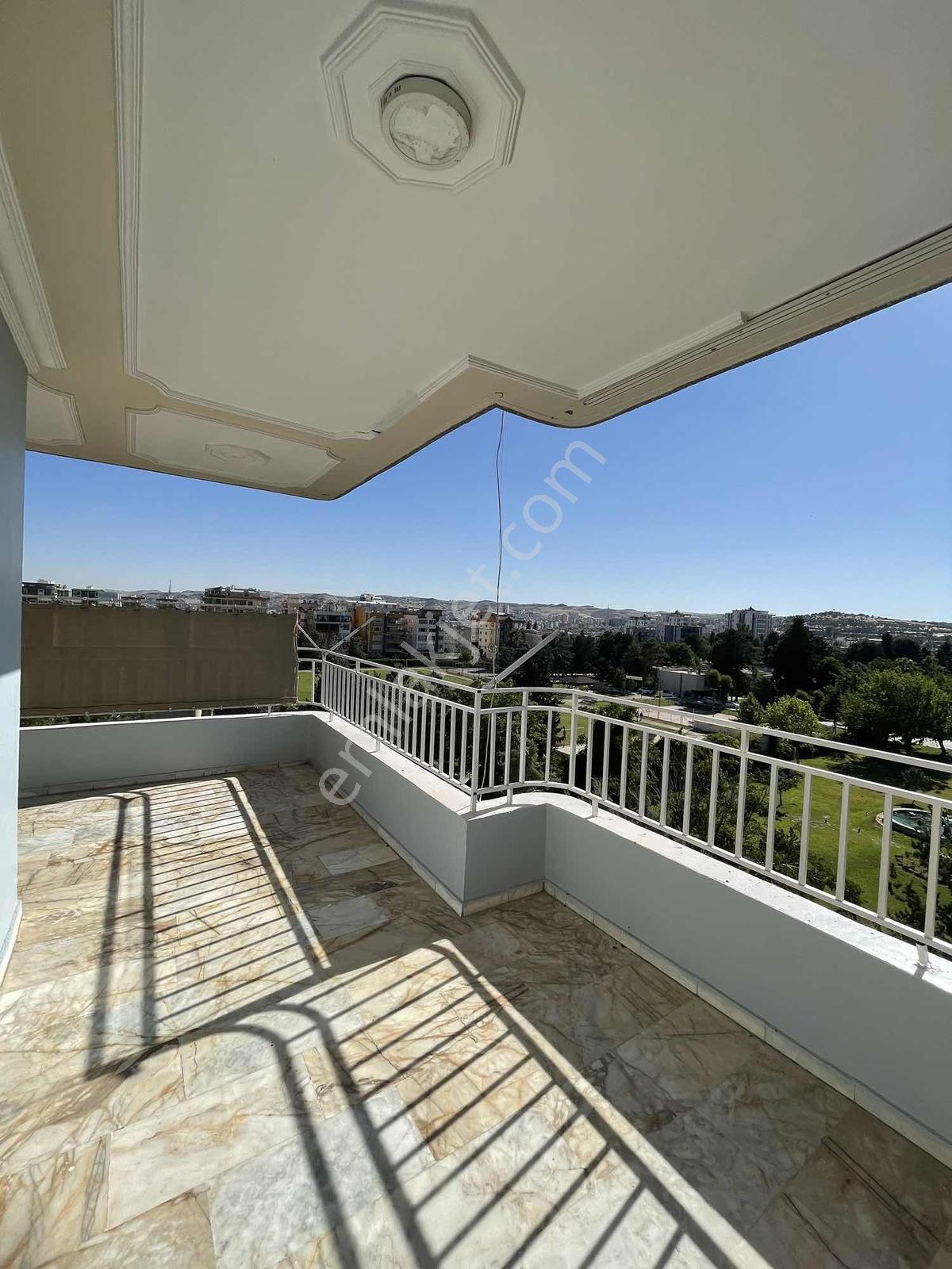 Yenışehır Emnıyet Caddesinde Manzaralı 3+1 Kiralık Daire - Görsel 10