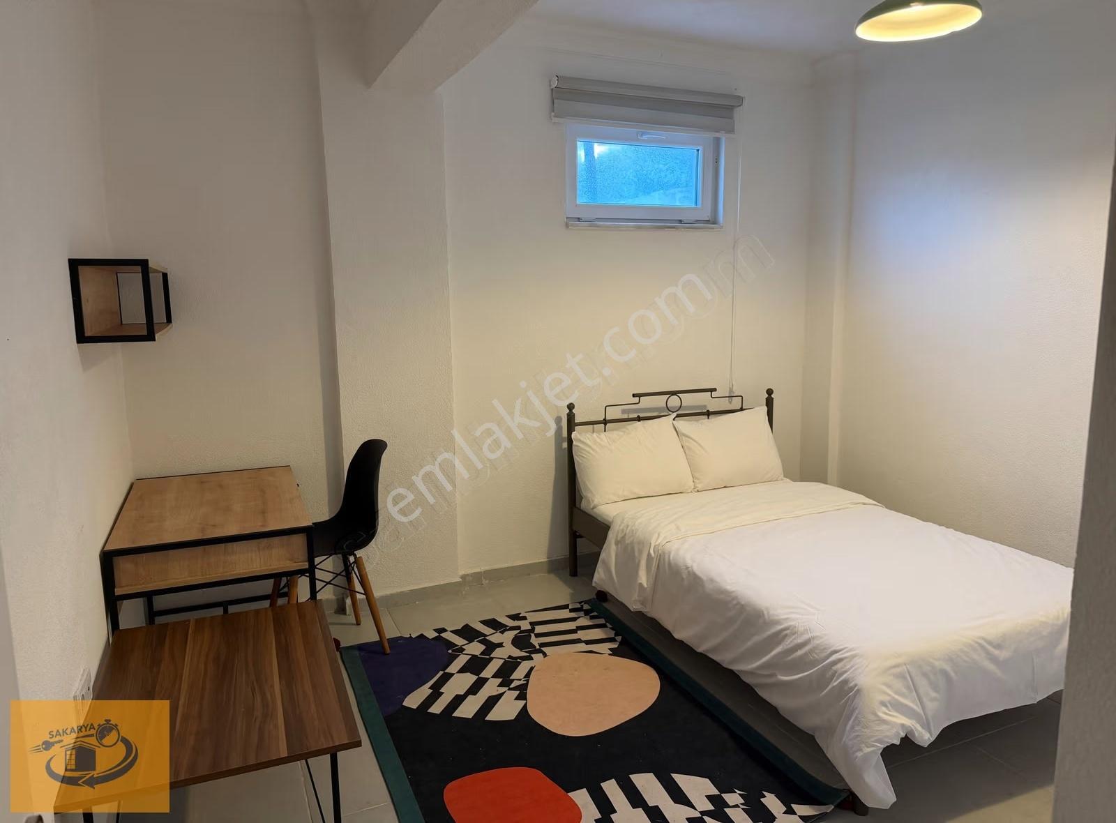 Sapanca Ünlüce'de Göl Manzaralı Eşyalı Kiralık Villa - Görsel 16