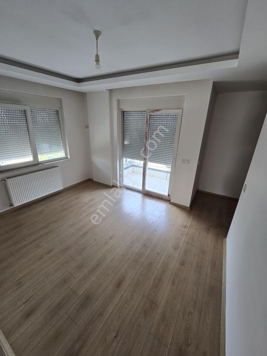 Panorama City'de Hastane Karşısı, Havuz Cepheli 2+1 Daire - Görsel 22