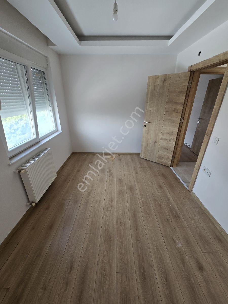 Panorama City'de Hastane Karşısı, Havuz Cepheli 2+1 Daire - Görsel 13
