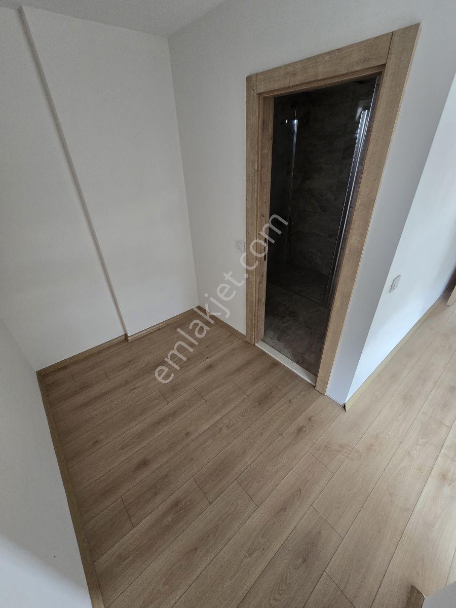 Panorama City'de Hastane Karşısı, Havuz Cepheli 2+1 Daire - Görsel 8