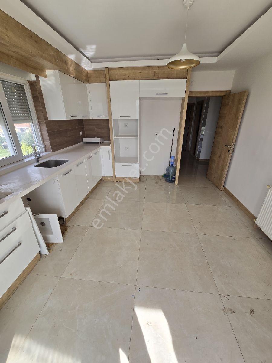 Panorama City'de Hastane Karşısı, Havuz Cepheli 2+1 Daire - Görsel 16