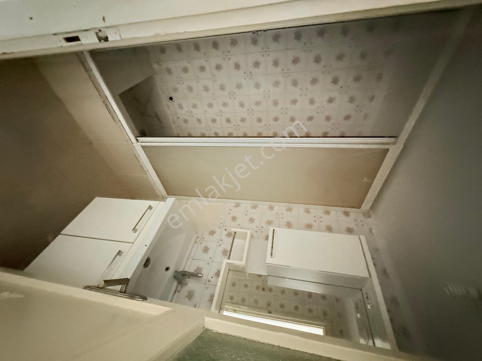 Maltepe İnönü Caddesine Paralel Ara Kat 2+1 Satılık Daire - Görsel 6
