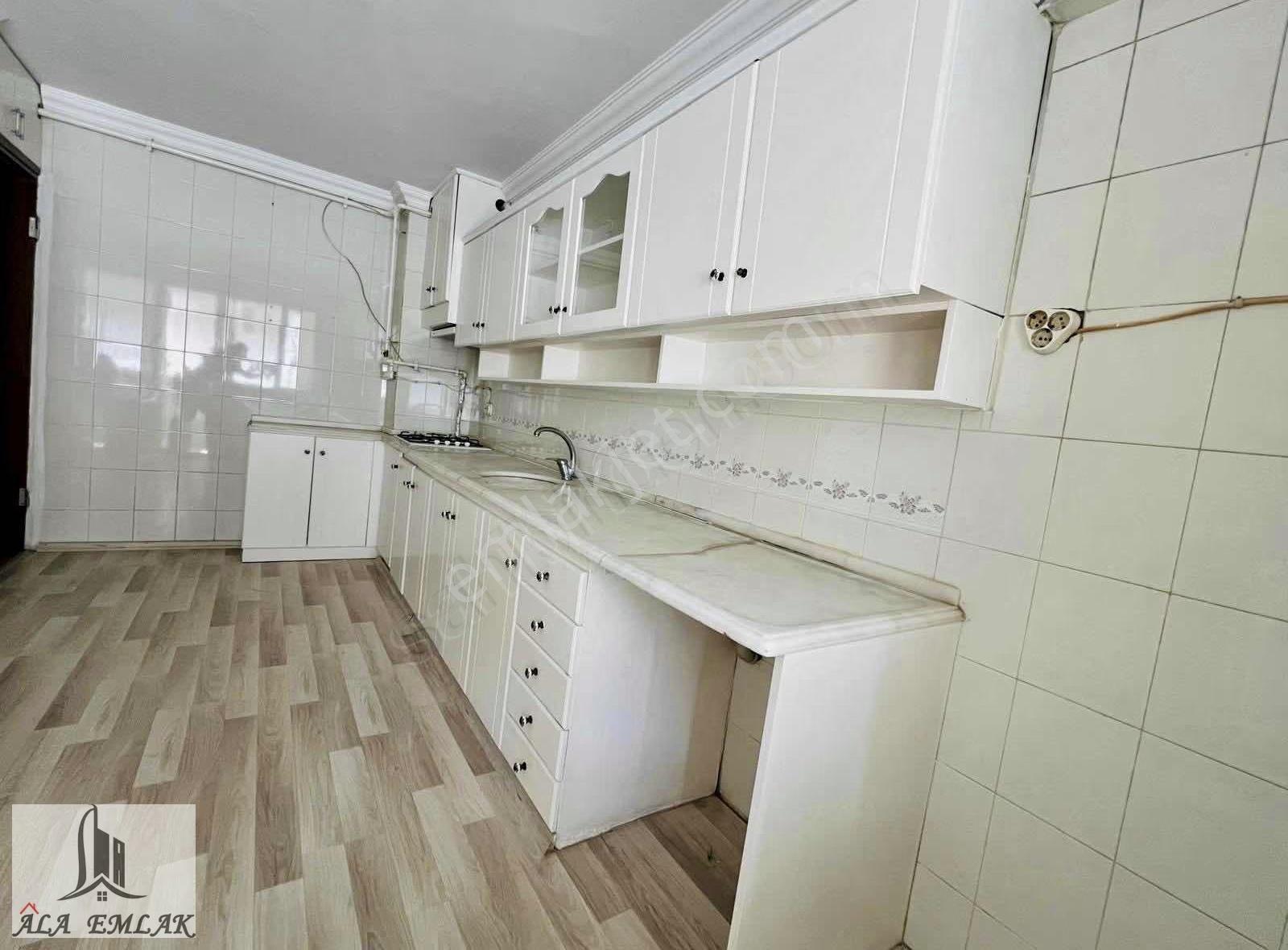 Tarihi Asansör Yakını Satılık 3+1 Daire 120m² - Görsel 24