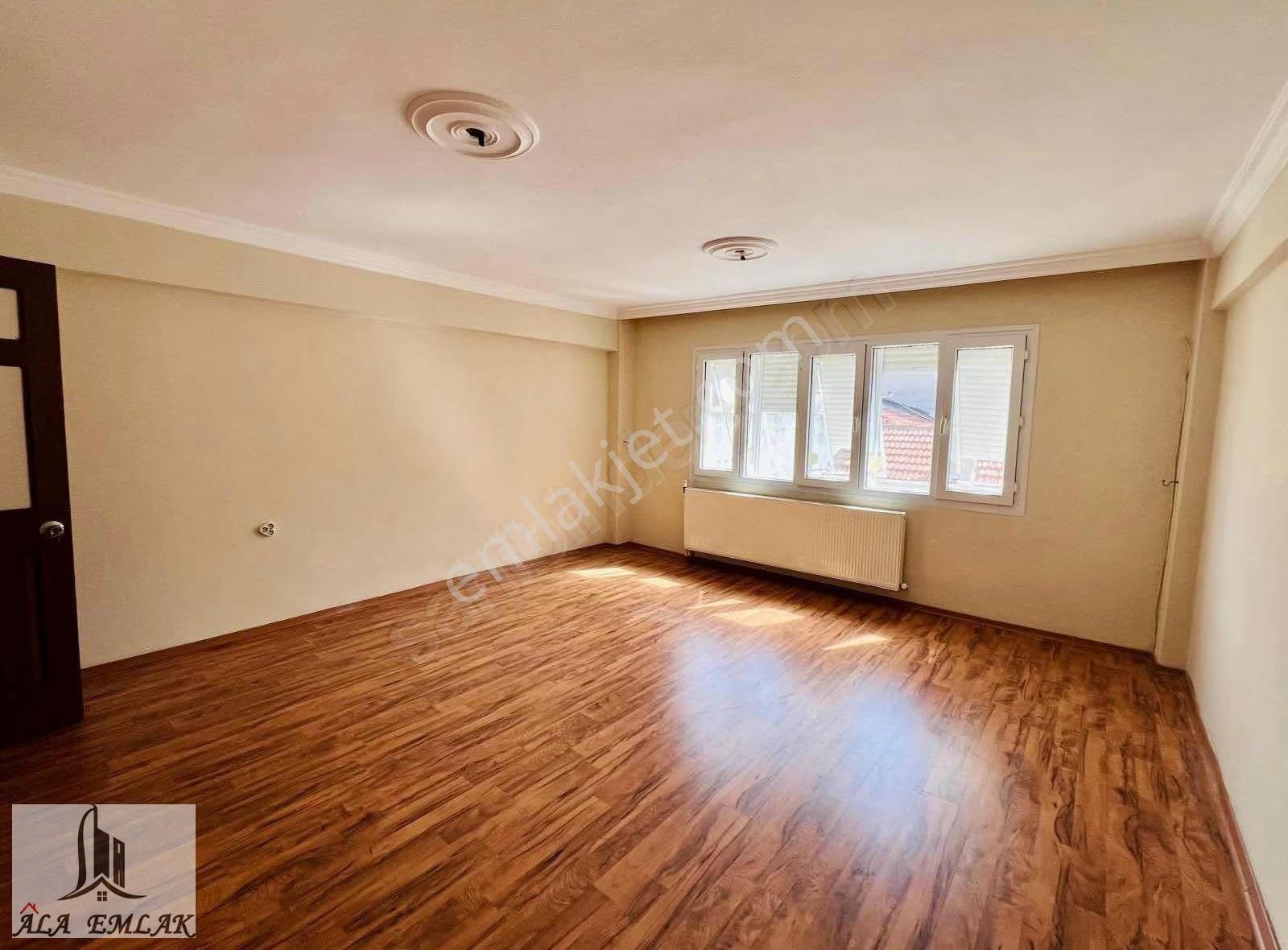 Tarihi Asansör Yakını Satılık 3+1 Daire 120m² - Görsel 4