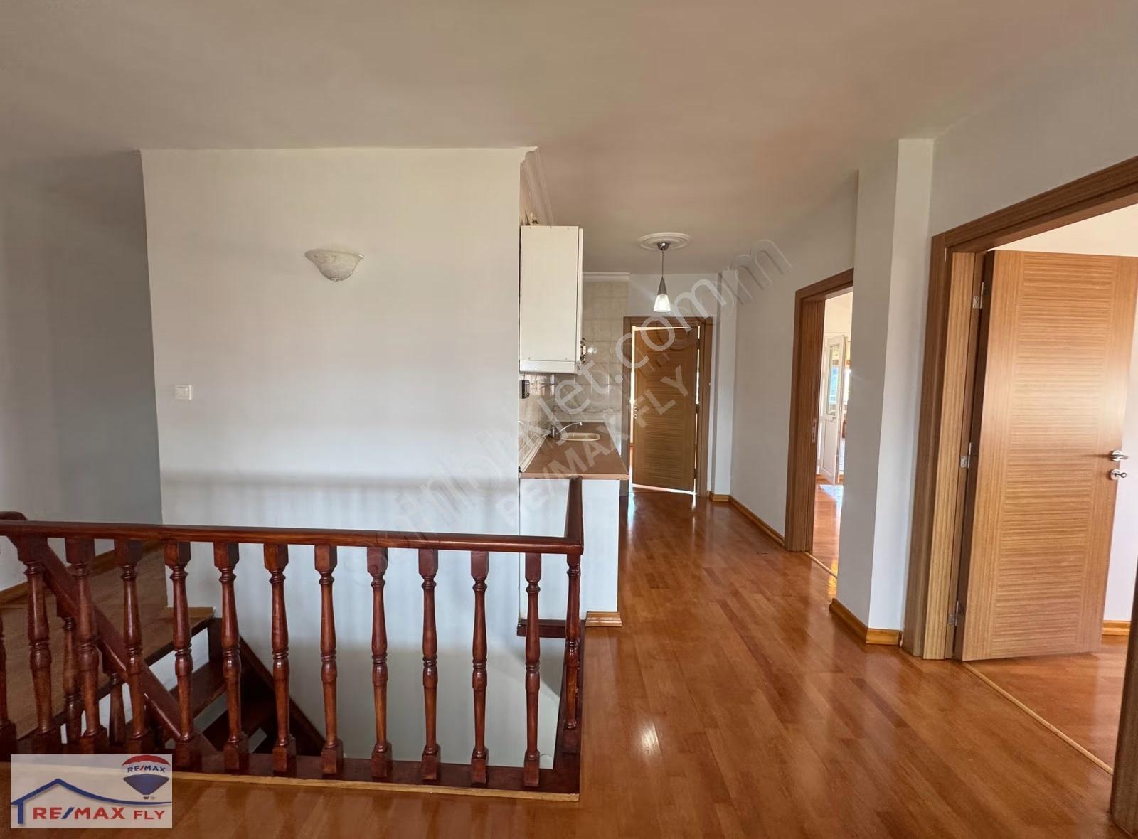 Tarabya'da Deniz Manzaralı,yenilenmiş 7+2 Kiralık Dubleks - Görsel 8