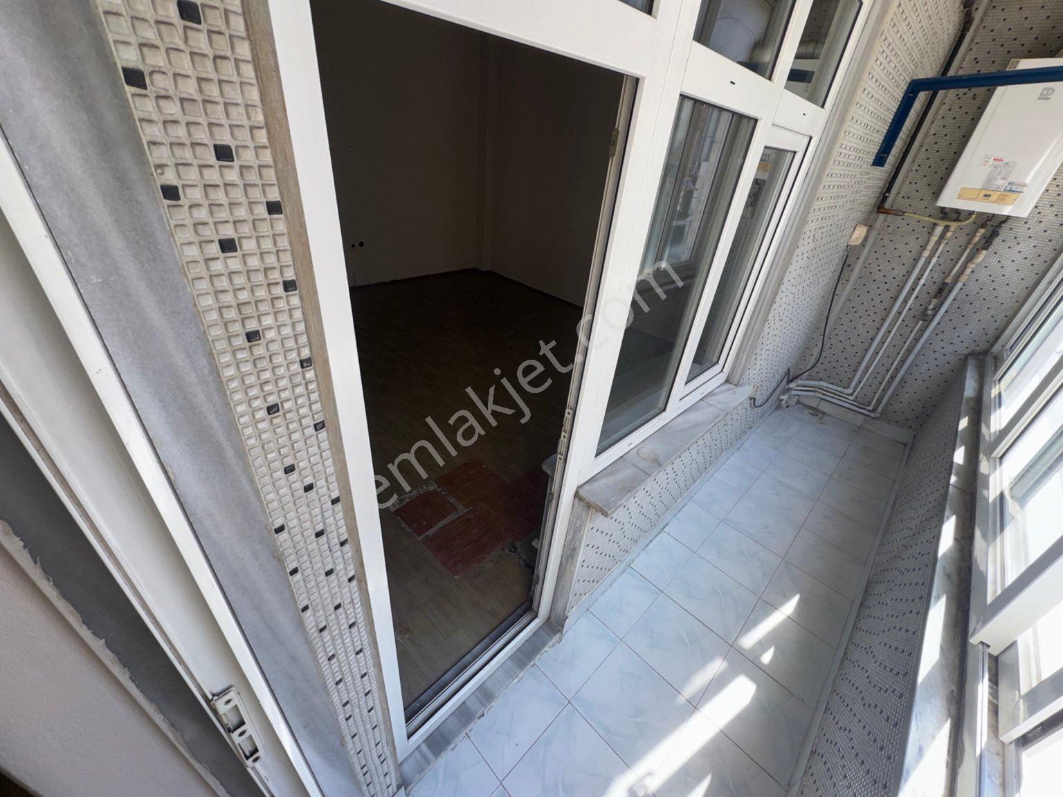Zafer Yapıdan Kiralık Ortakat Daire 2.kat 2+1 100m2 Tadilatı Yapılacak Tranvay Dibi Cebeci Mahde - Görsel 4