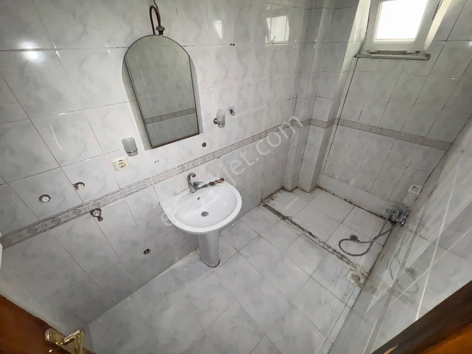 Zafer Yapıdan Kiralık Ortakat Daire 2.kat 2+1 100m2 Tadilatı Yapılacak Tranvay Dibi Cebeci Mahde - Görsel 24
