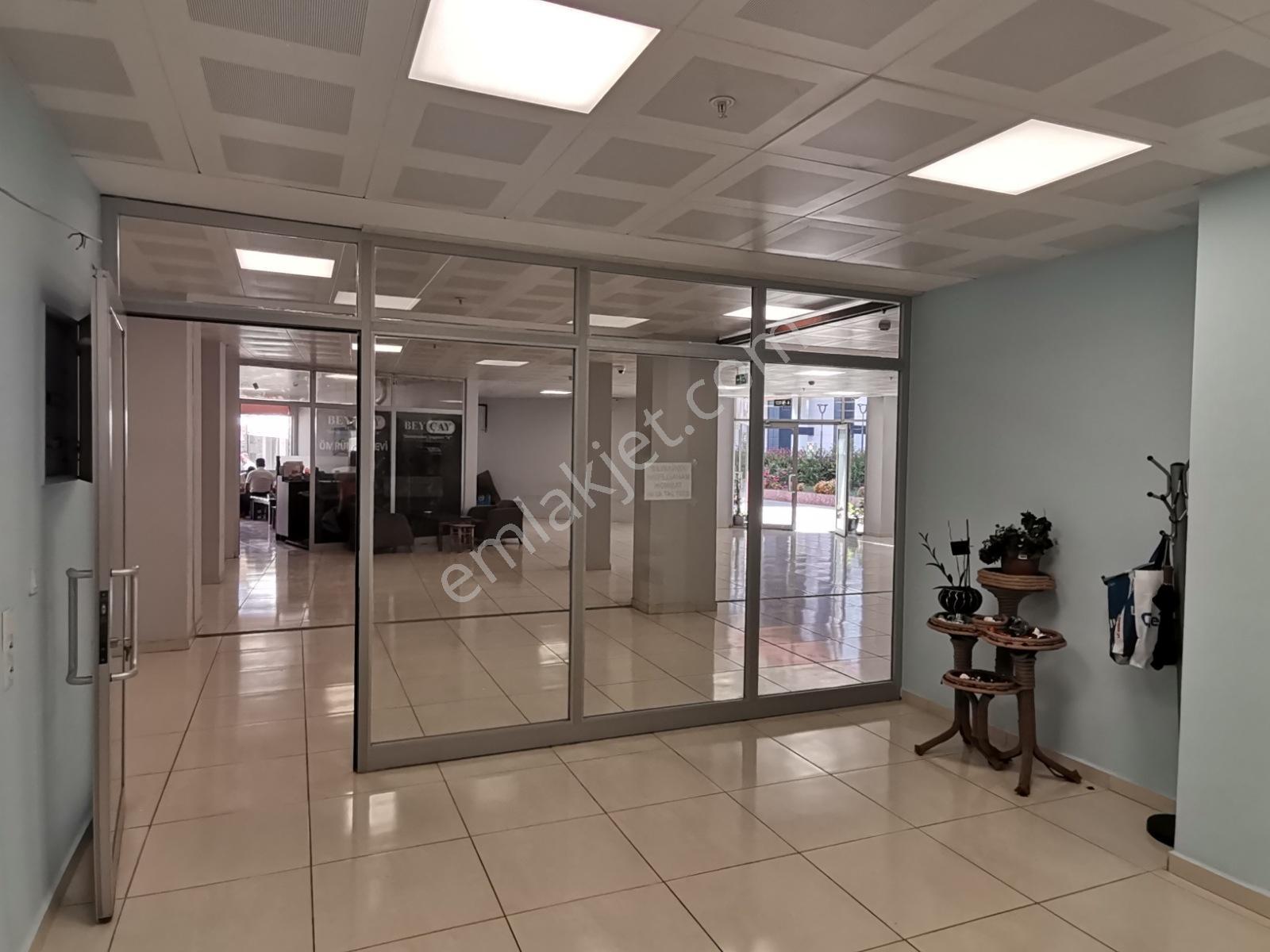 Ortahisar Belediye Yanı Kiralık İşyeri Ofis&büro İşmerkezinde - Görsel 25