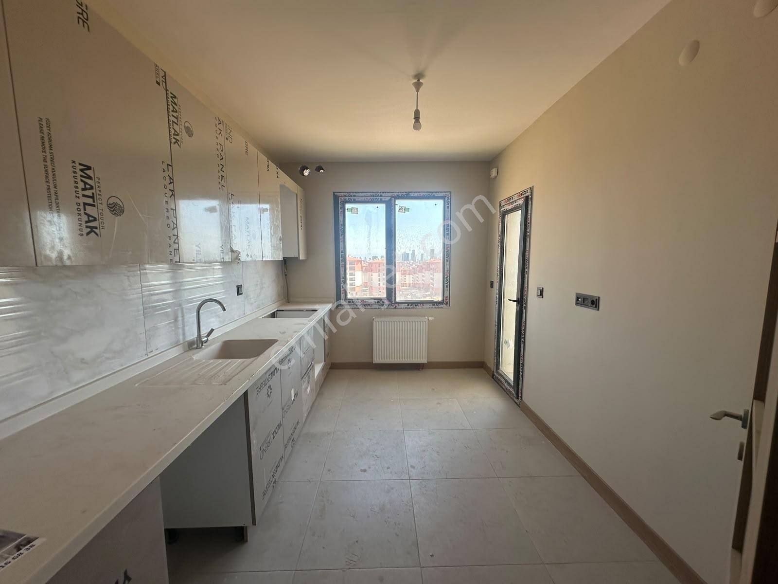 Re/max Selhattin'den Maltepe Toki Atış Okulunda 2+1 Arakat Daire - Görsel 8