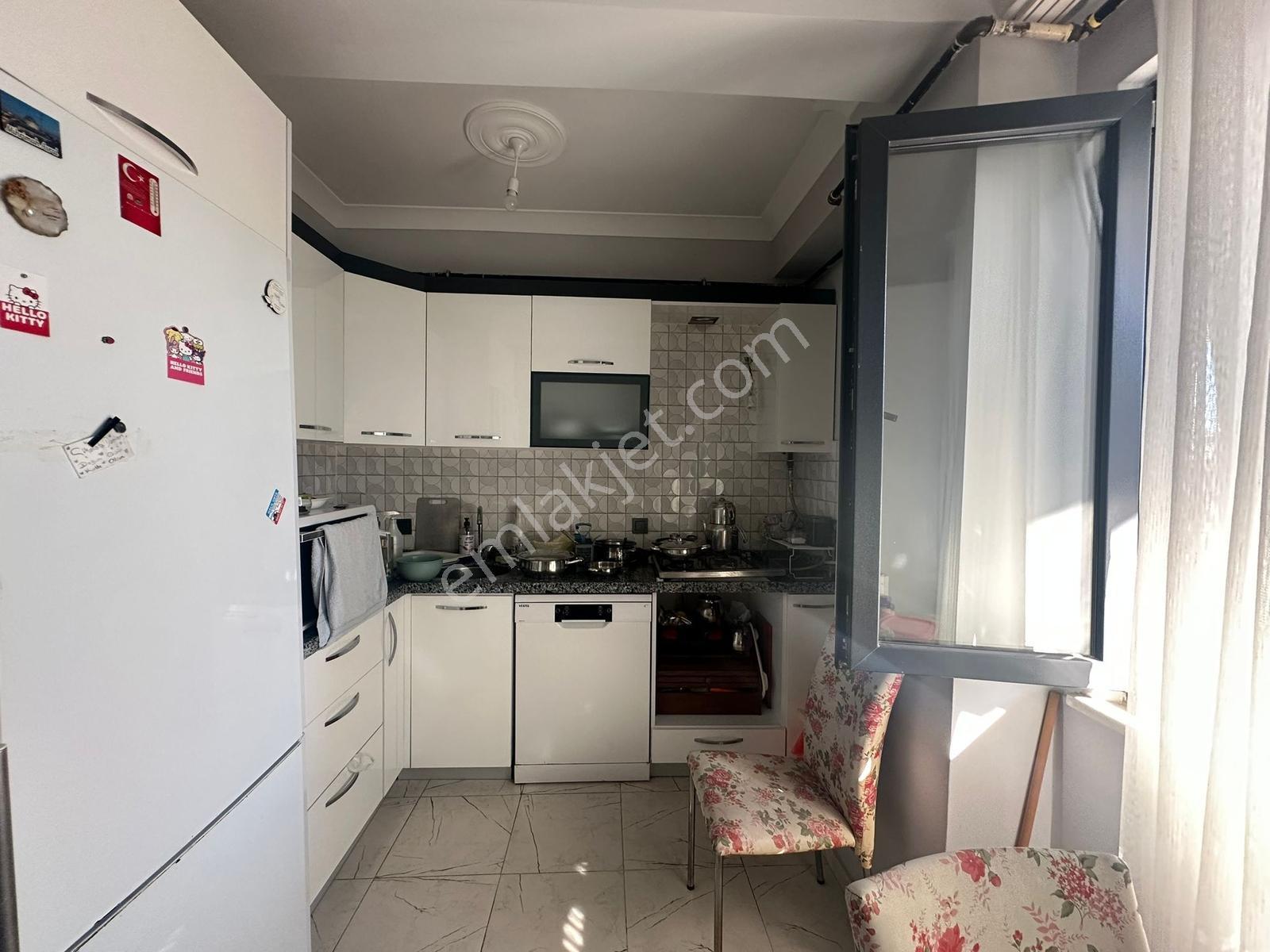 Re/max Selhattin'den Mevlana Mahallesinde 3,5+1 Teraslı Daire - Görsel 27