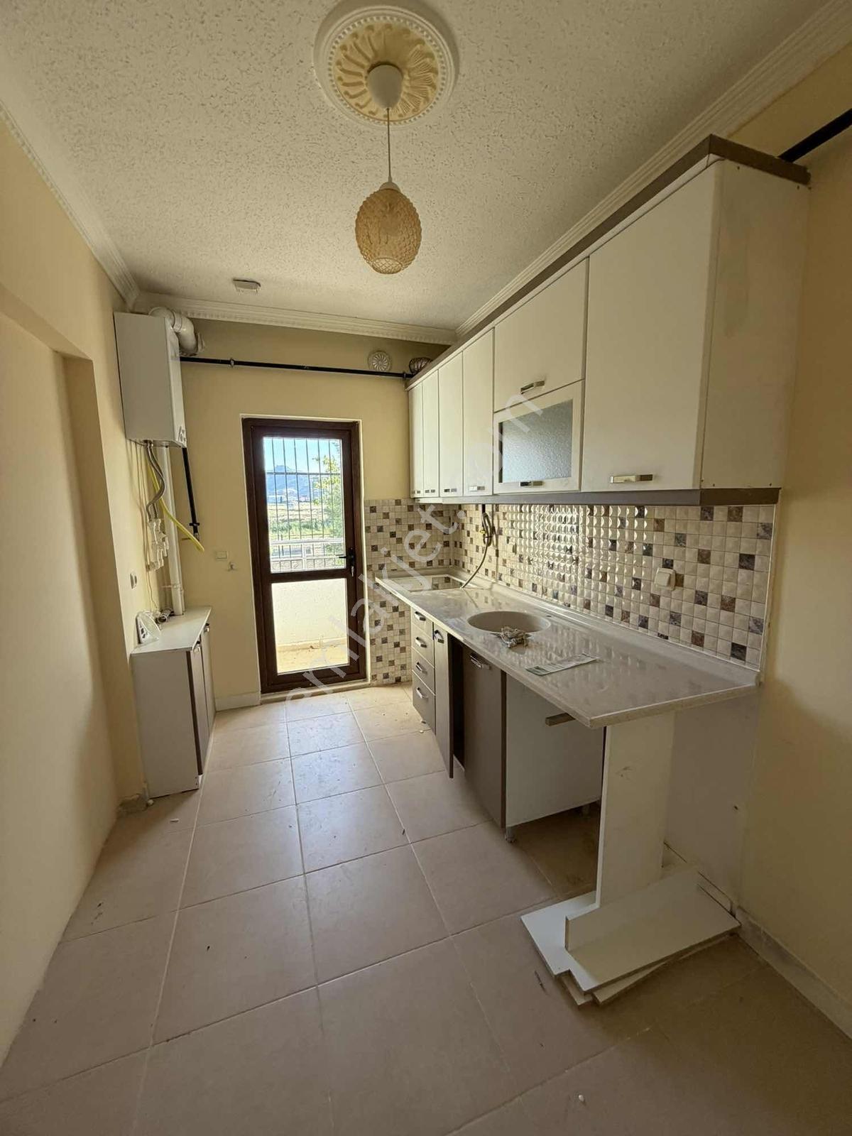 Devlet Hastanesine Yakın Kiralık 2+1 - Görsel 14