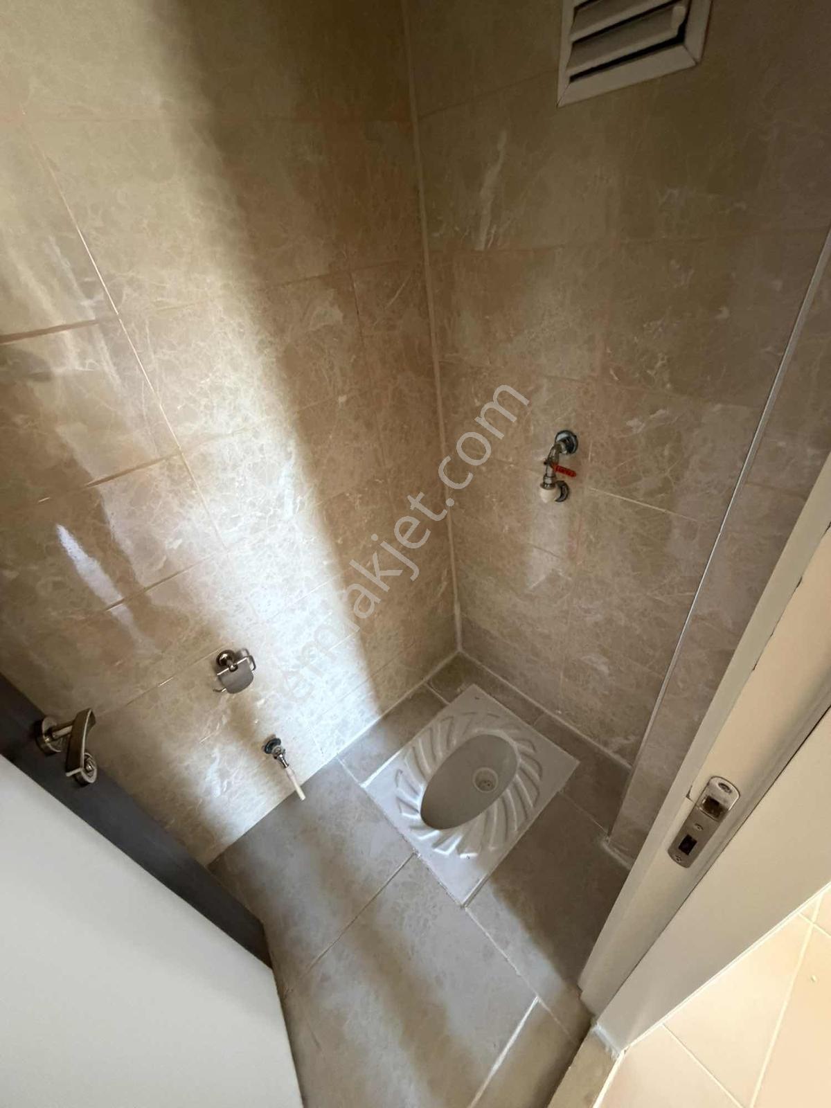 Devlet Hastanesine Yakın Kiralık 2+1 - Görsel 10