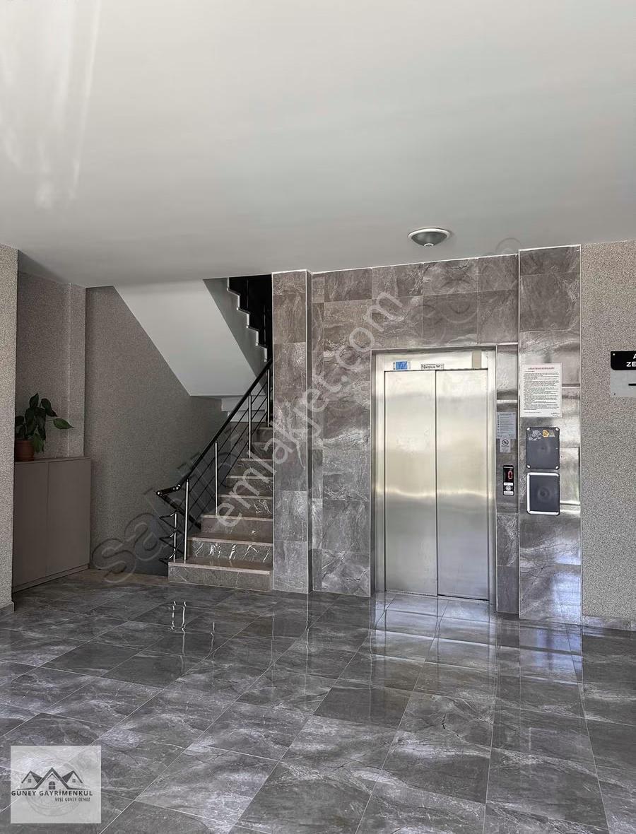 Güney'den Oruç Bulvar'da 1+1 Eşyalı Kiralık Daire - Görsel 24