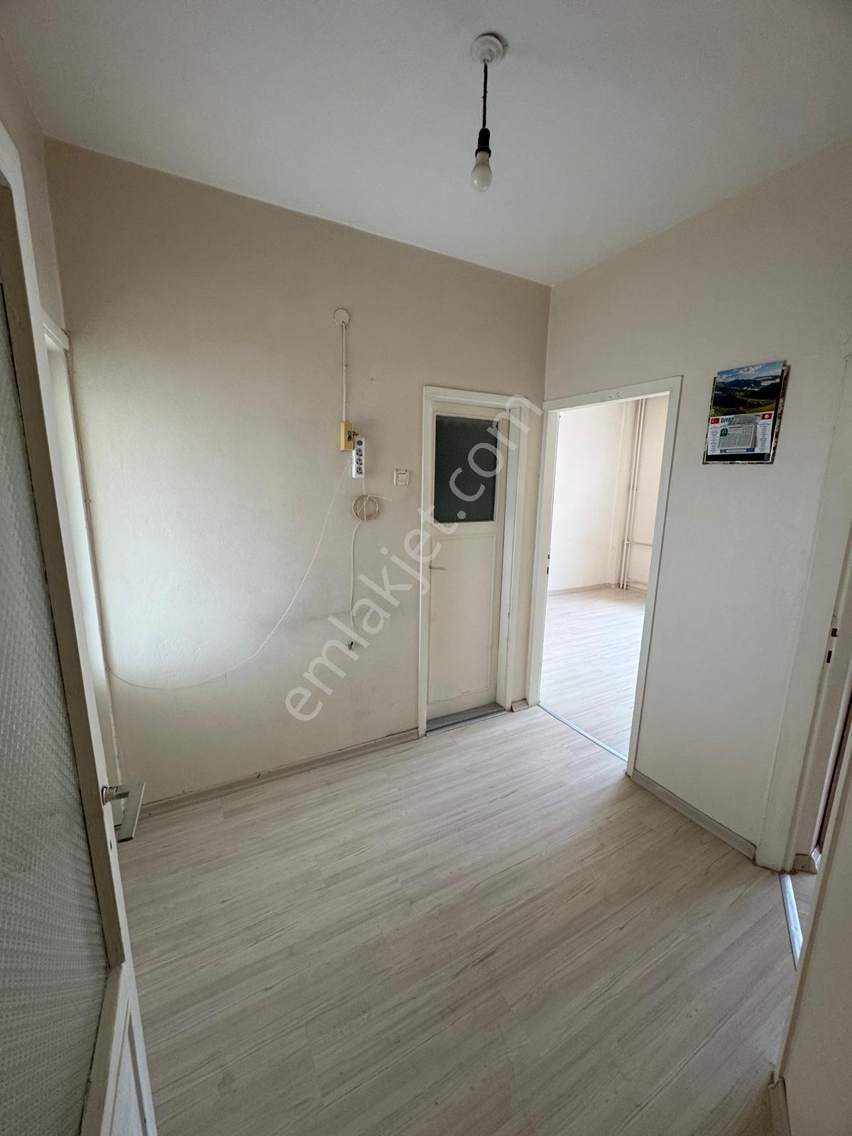 Emek Emlak'tan Hacı Osman Mah.de Kiralık Arakat 2+1 Daire K-2940 - Görsel 18