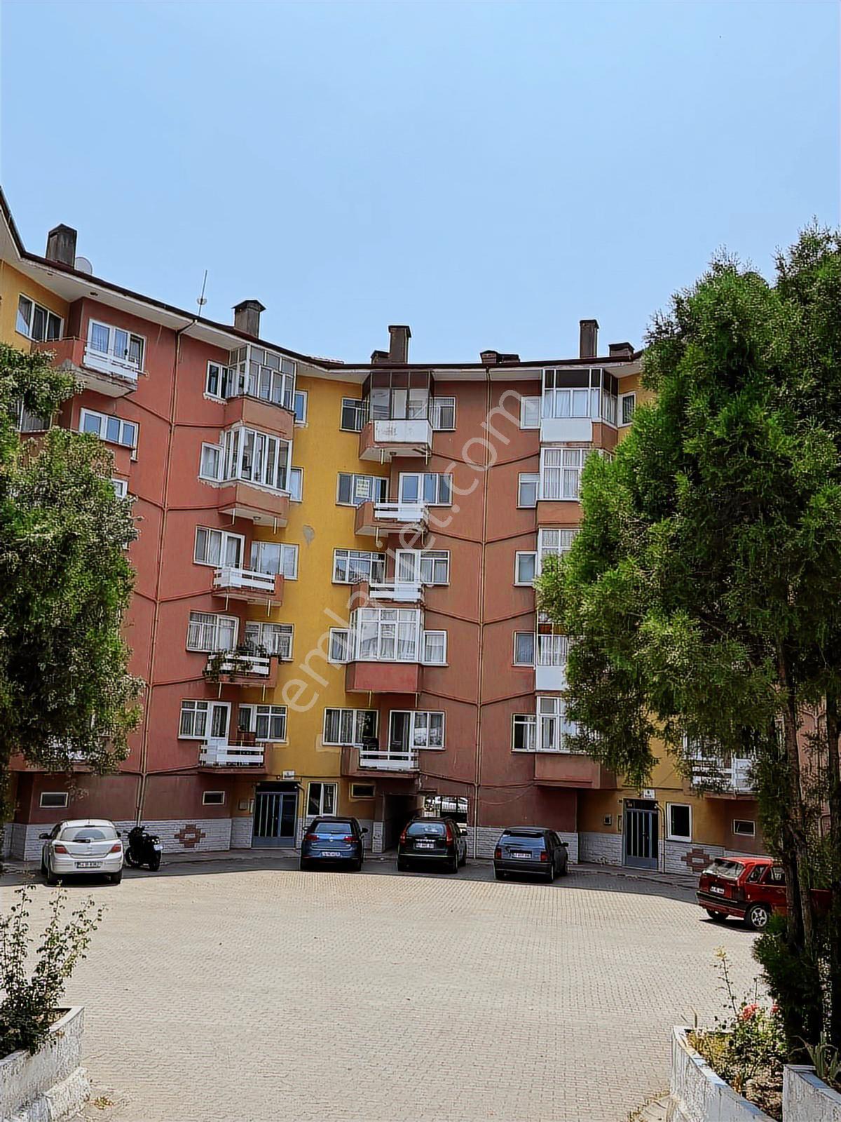 Emek Emlak'tan Hacı Osman Mah.de Kiralık Arakat 2+1 Daire K-2940 - Görsel 2