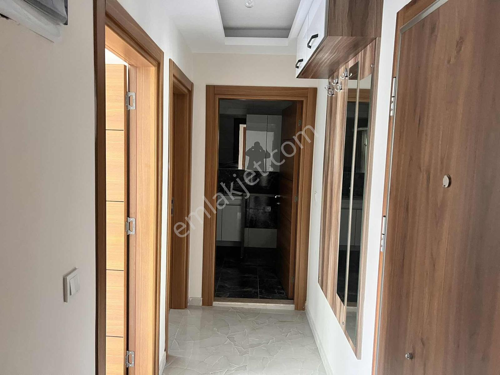 Hıdırlık'da Çarşı Merkezine Yakın Yeni Binada 2+1 Daire - Görsel 8