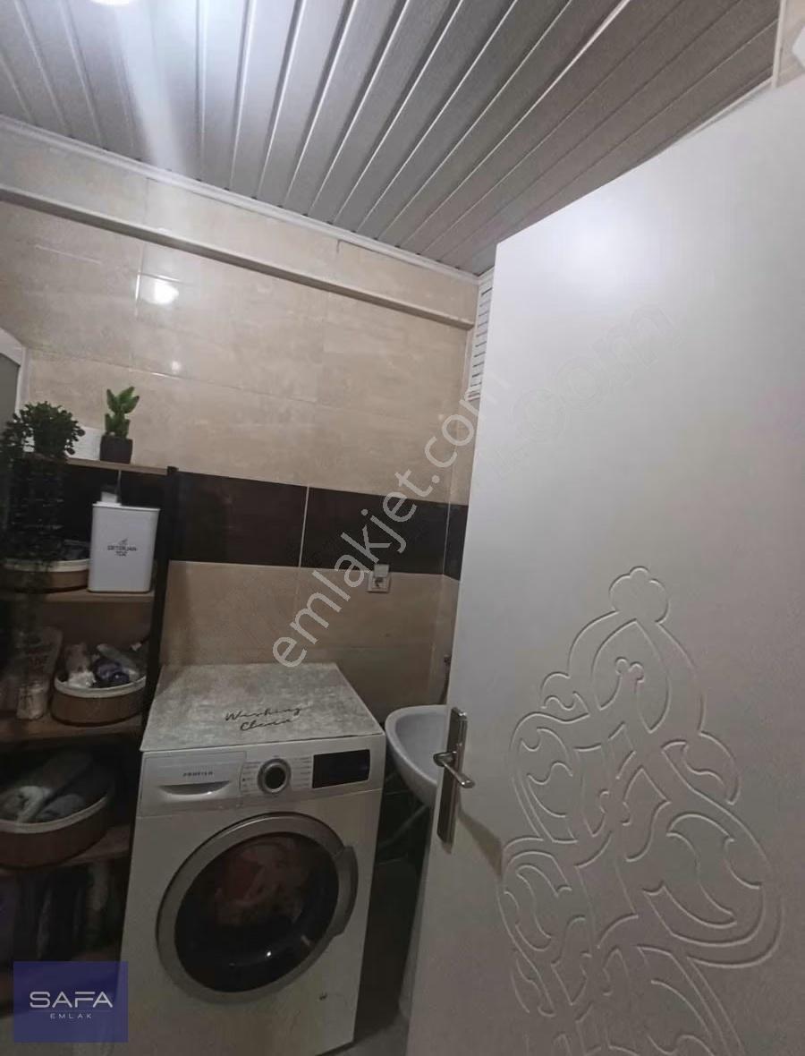 Küçük Ali Mah. Satılık 3+1 İçi Yapılı Orta Kat Daire