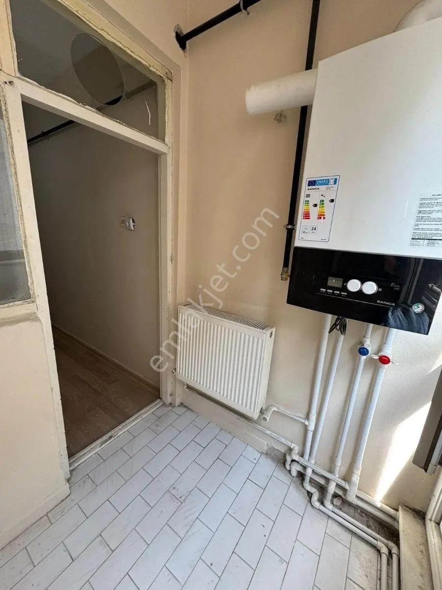 Reşadiye'de 3+1 İçi Full Yapılı Daire - Görsel 16