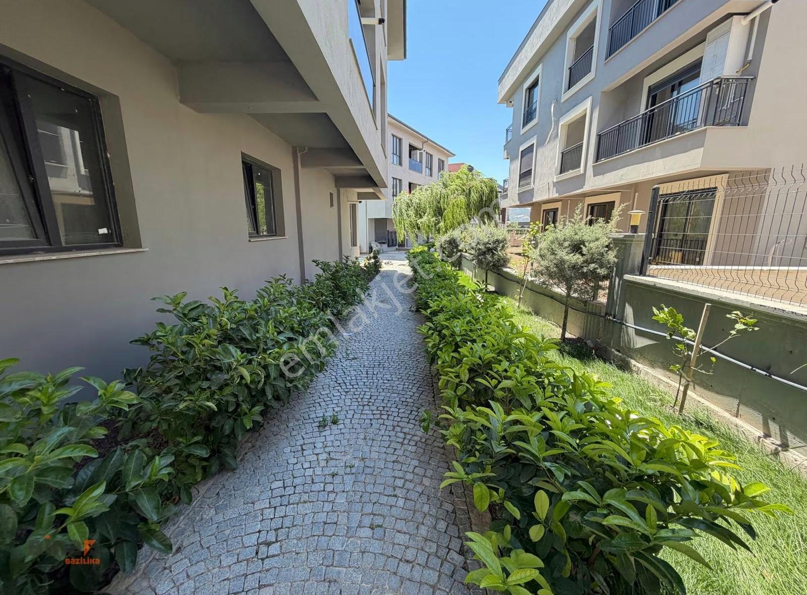 Binax Tan Güvenlikli Havuzlu Sitede 3+1 Kiralık Daire - Görsel 10