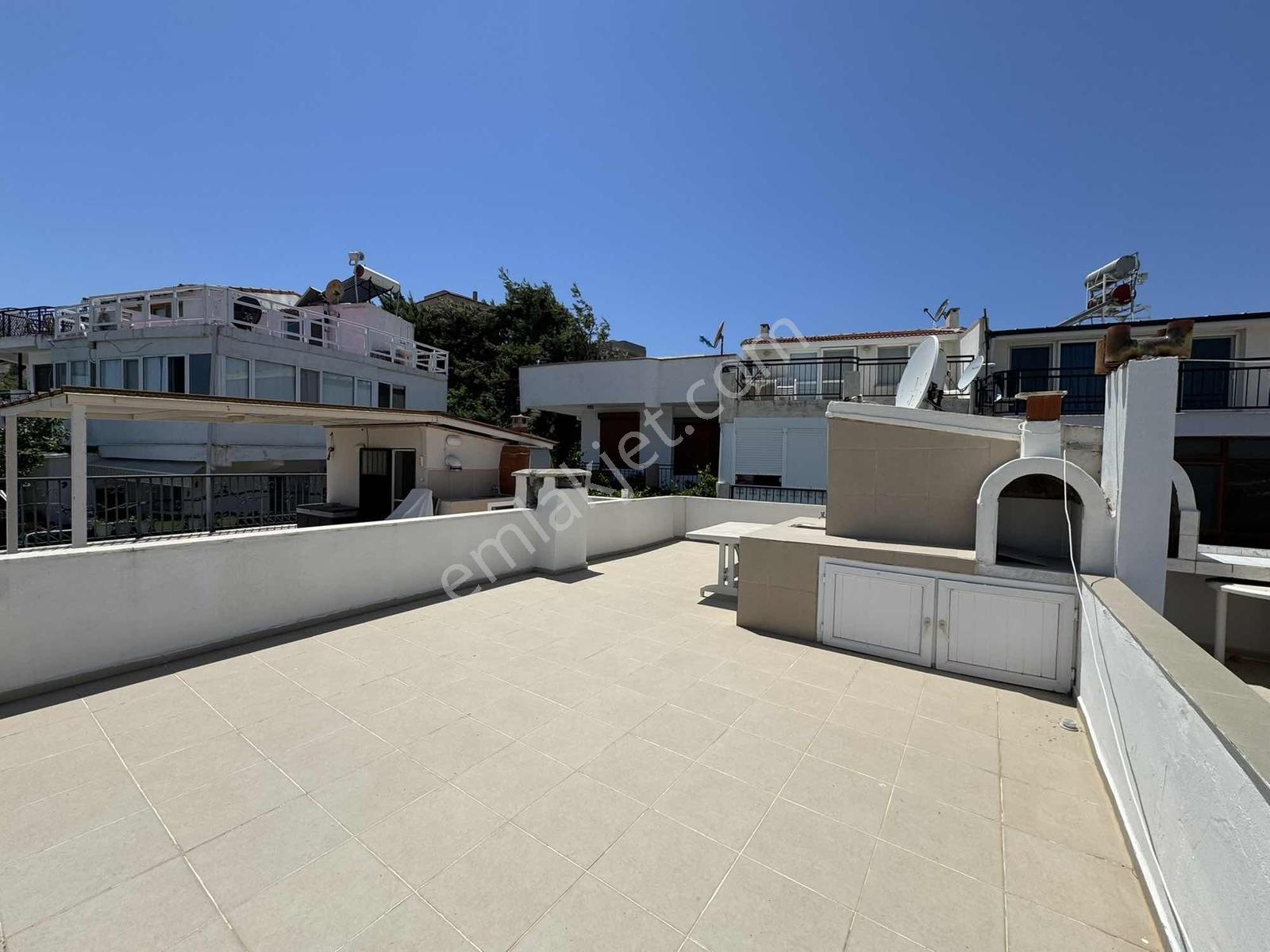 Sığacık'da Site İçerisinde Deniz Manzaralı Satılık Villa - Görsel 20