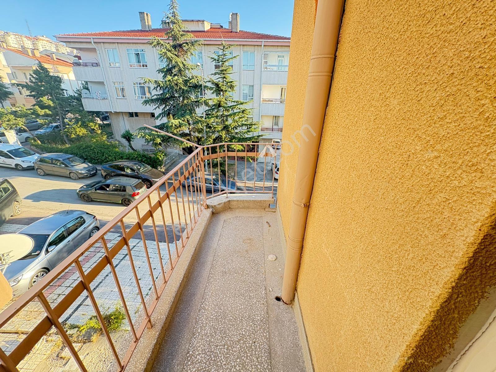 Çankaya Sokullu'da Kiralık 3+1 Bakımlı Ve Aydınlık Daire - Görsel 34