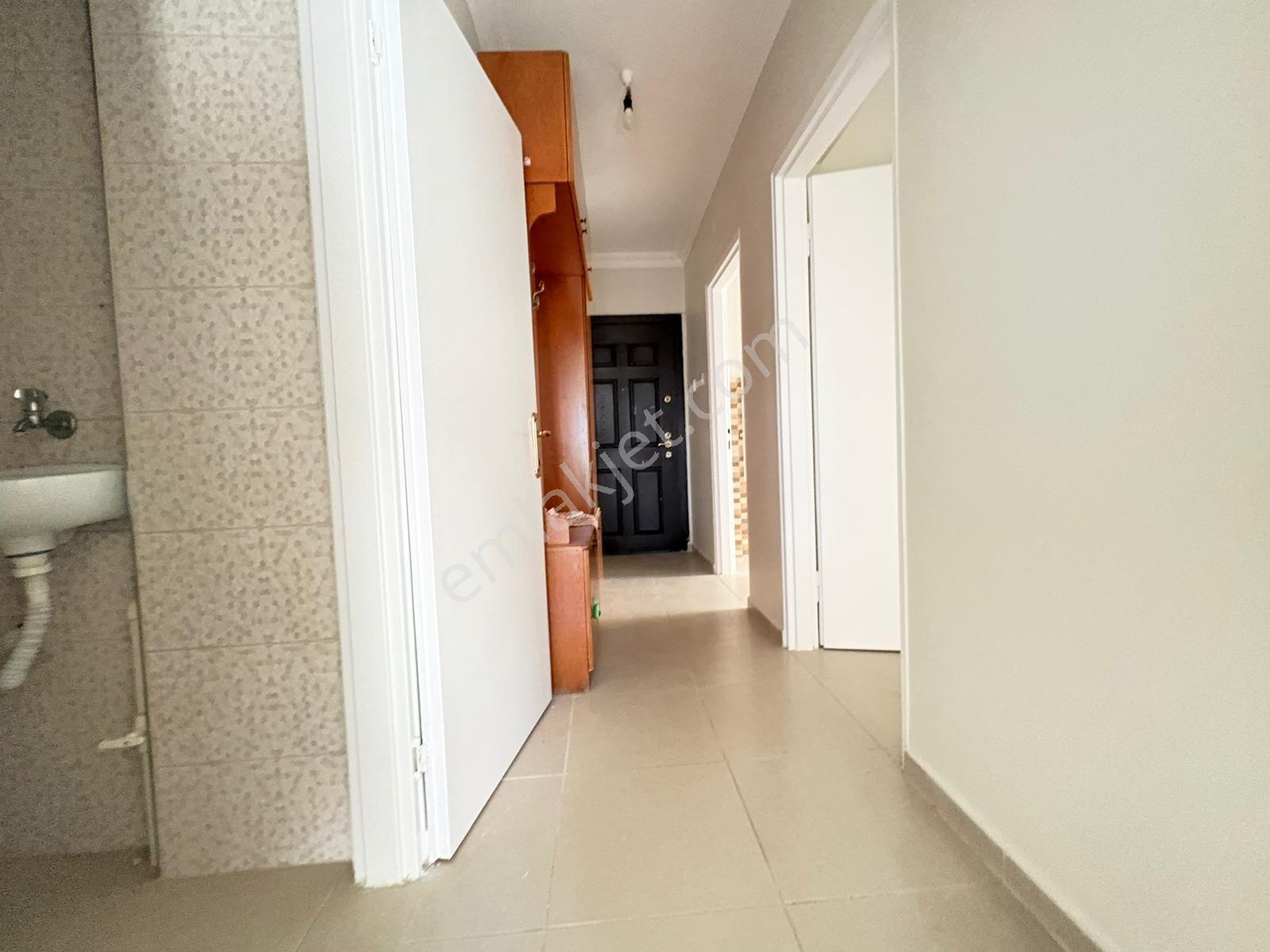 Çankaya Sokullu'da Kiralık 3+1 Bakımlı Ve Aydınlık Daire - Görsel 25