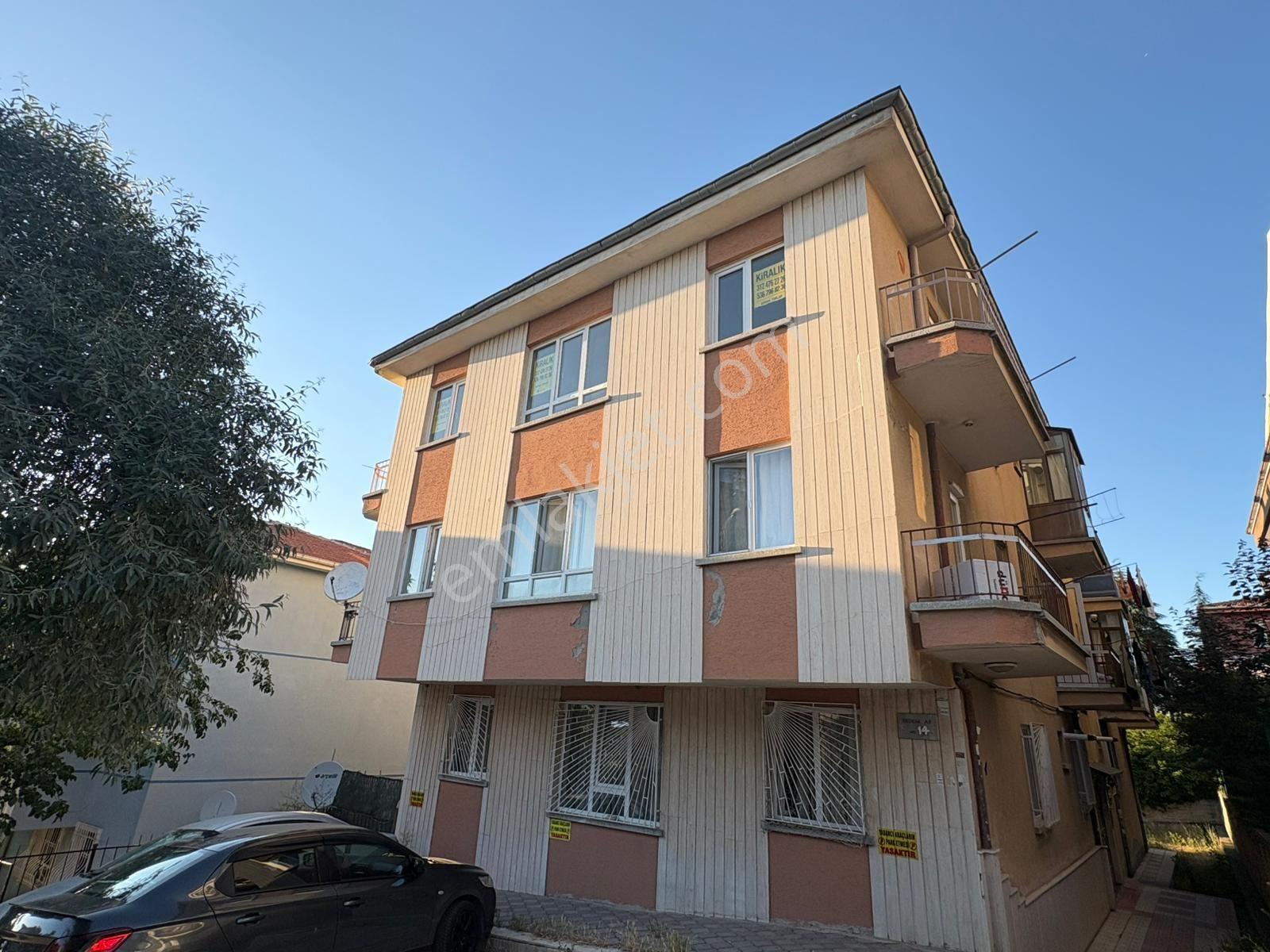 Çankaya Sokullu'da Kiralık 3+1 Bakımlı Ve Aydınlık Daire - Görsel 10