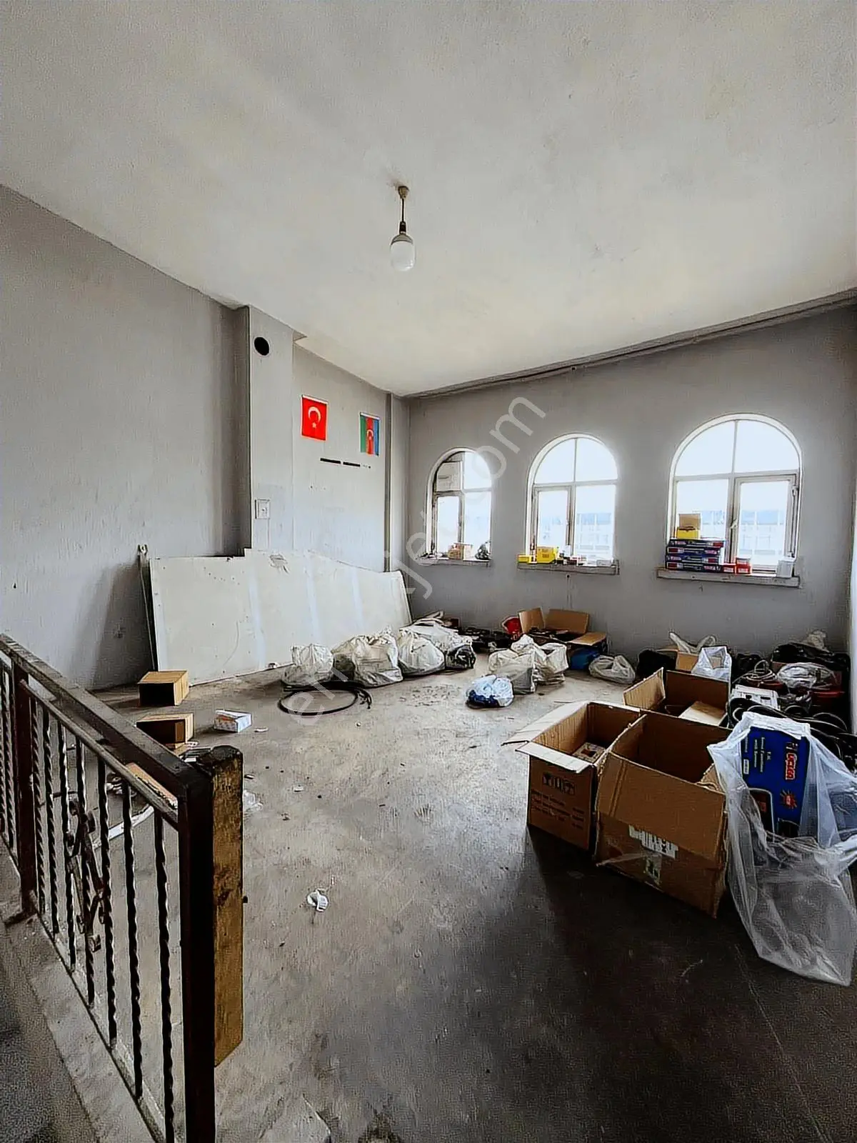 Kutluay'dan Yıldız Sanayi Sitesinde 50m2 Kiralık Dükkan - Görsel 13