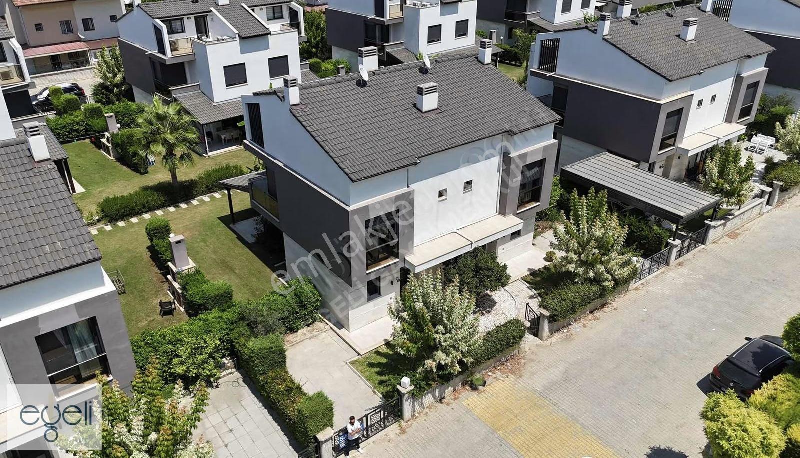 Davutlar Sahilinin En Tercih Edilen Lokasyonunda Satılık Yazlık - Görsel 7