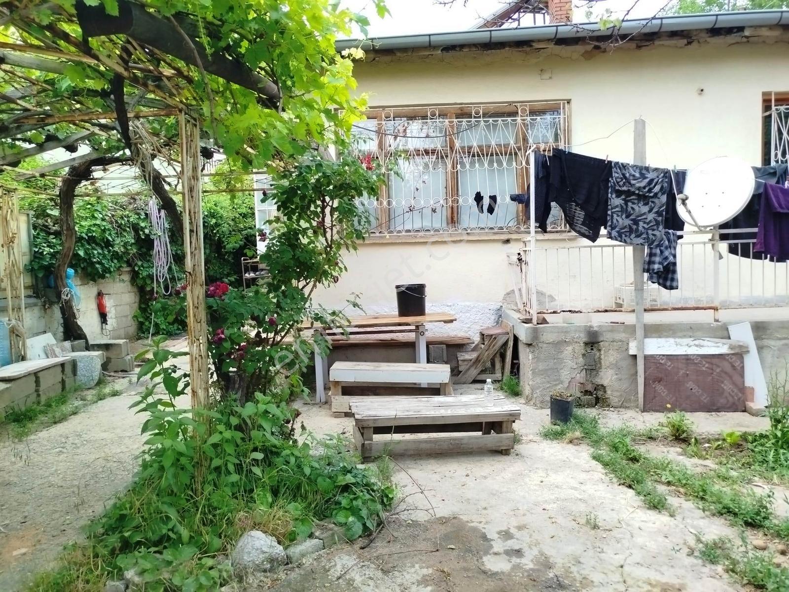 Baha'dan Hanaybaşı Mh. Ulaş Evlerde Kreş'e Uygu Müstakil Ev - Görsel 20