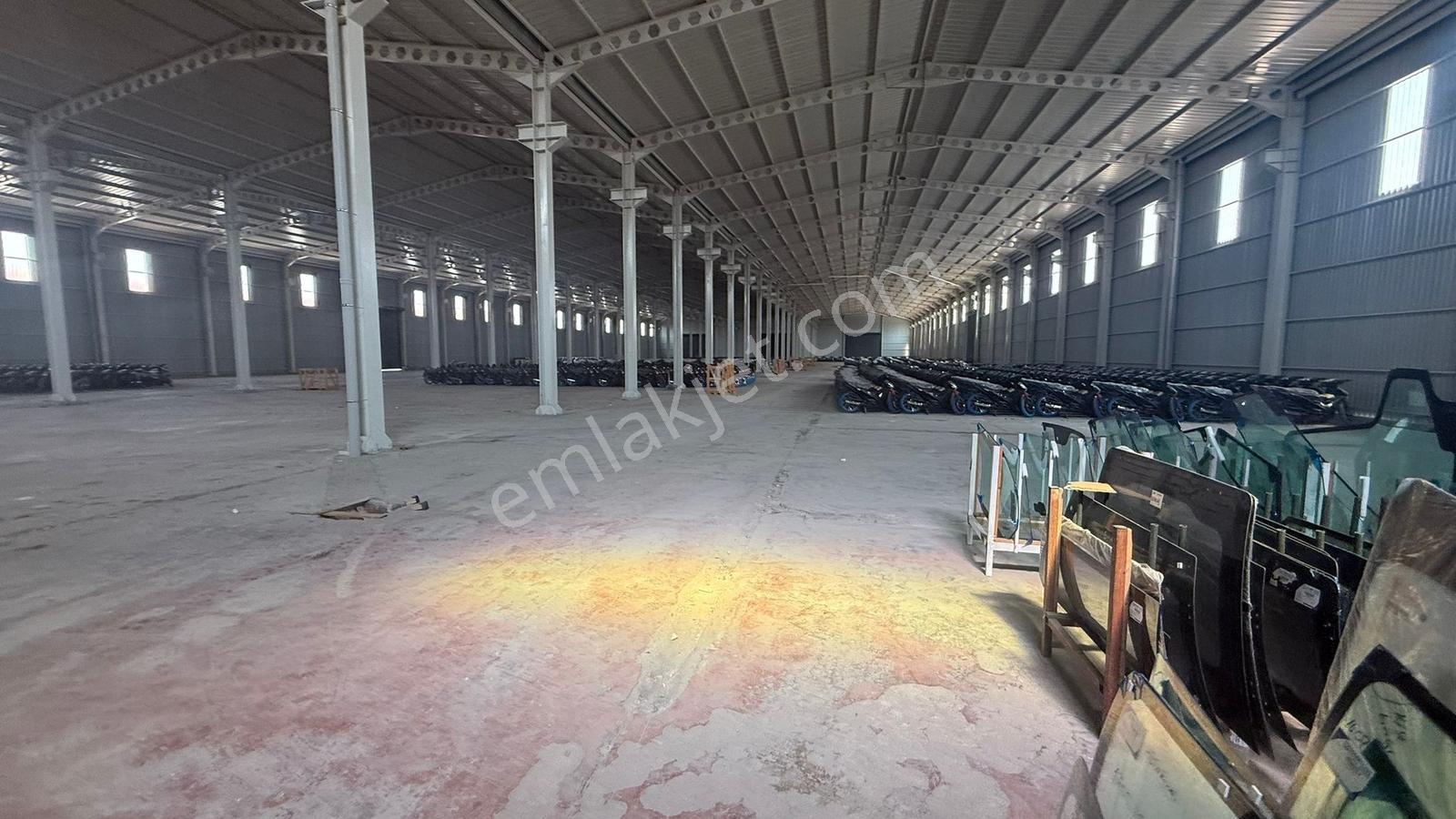 Zorlu Gayrimenkul'den Tarsus'ta 8000m2 Rampalı Aylık Kiralık - Görsel 4
