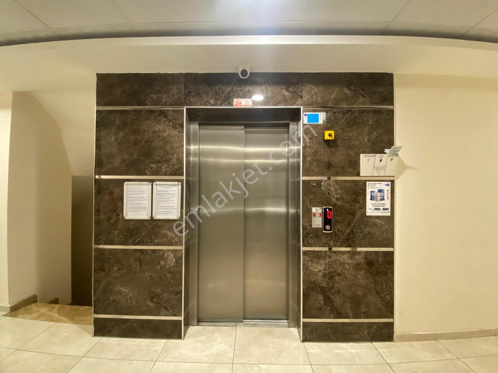 Yatırımcılara Özel! Royal İstanbul Sitesi'nde Kiracılı 2+1 Daire - Görsel 2