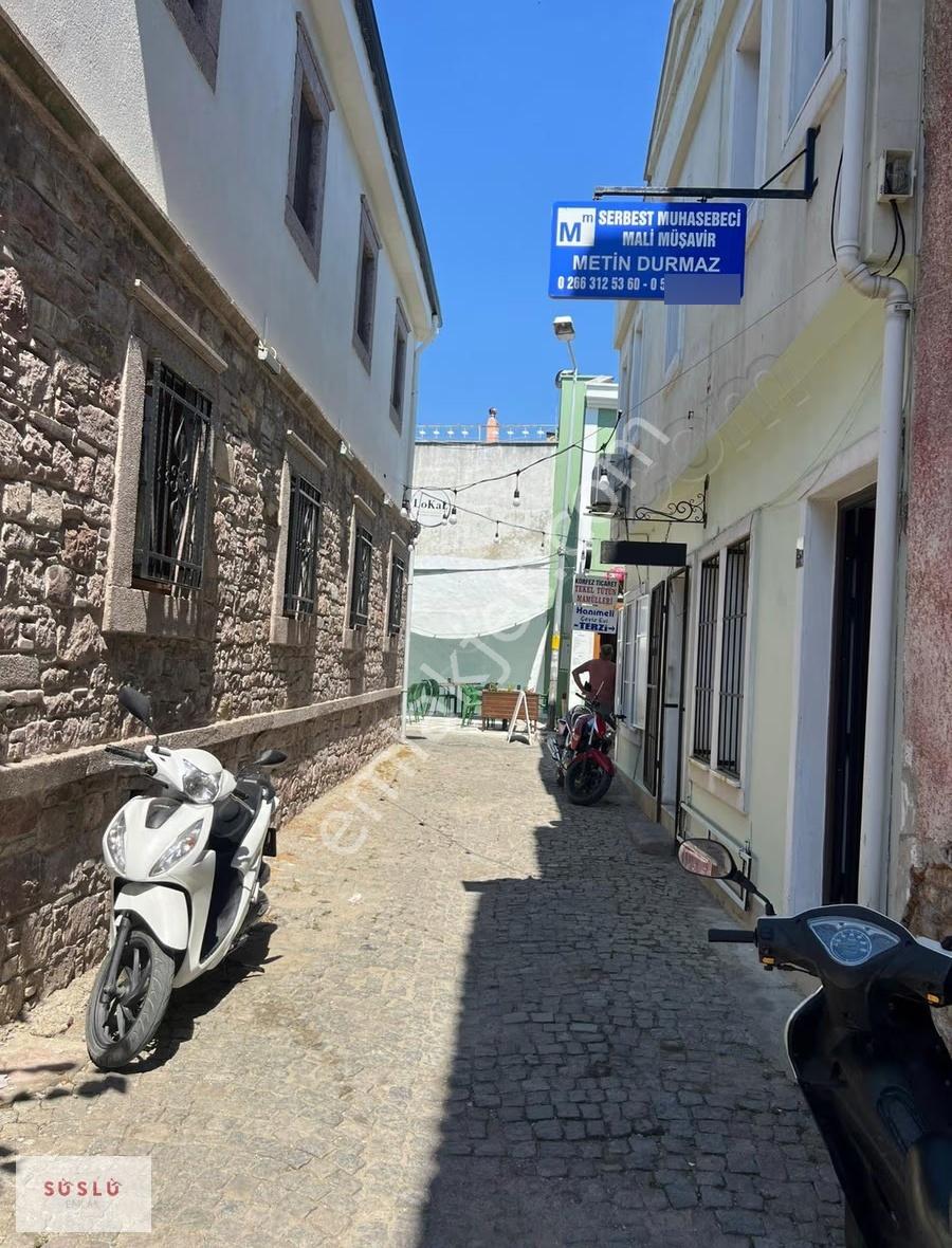 Ayvalık Çarşı İçinde Satılık Bahçeli Müstakil Ev + Dükkan - Görsel 14