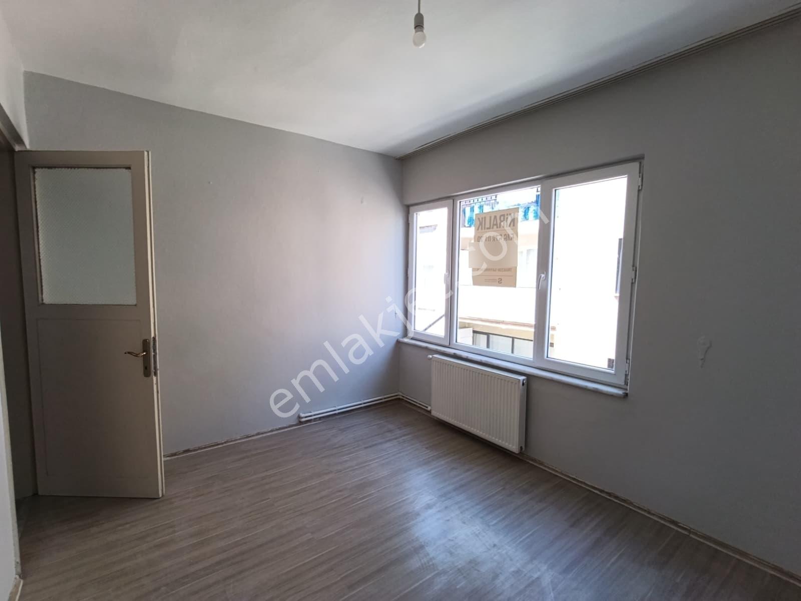 Trabzon Meydan 2+1 Geniş Kiralık Daire - Görsel 2
