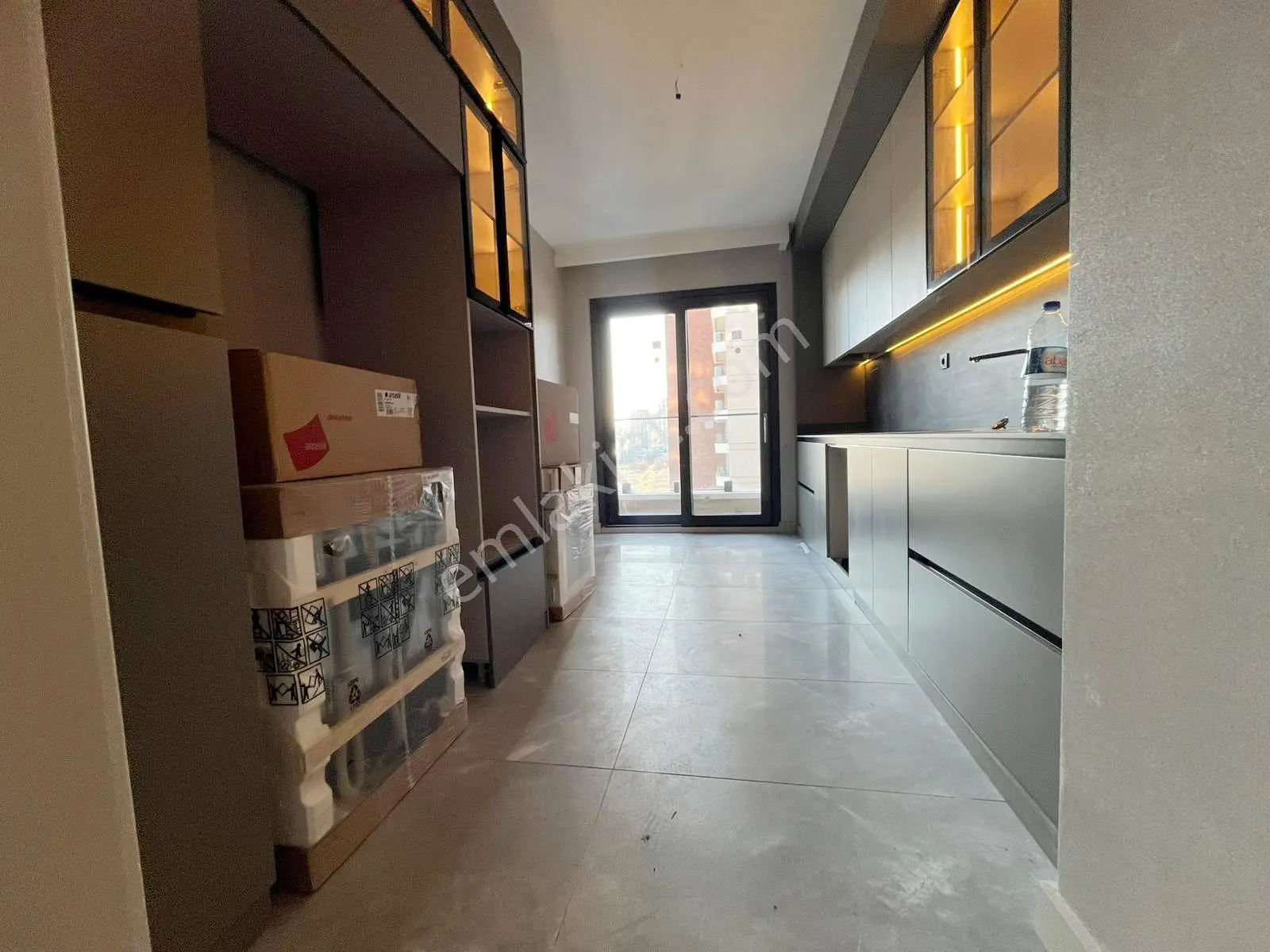 Ovacık Bulvar Üzeri 3+1 Satılık Daire Yüksek Kat Sıfır Şık Tasarımlı - Görsel 4