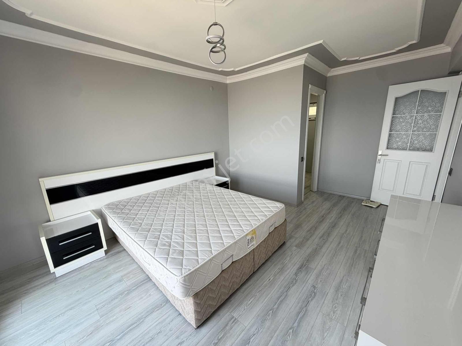 Büyük Çamlık Sitesinde İçi Yapılı Villa - Görsel 14