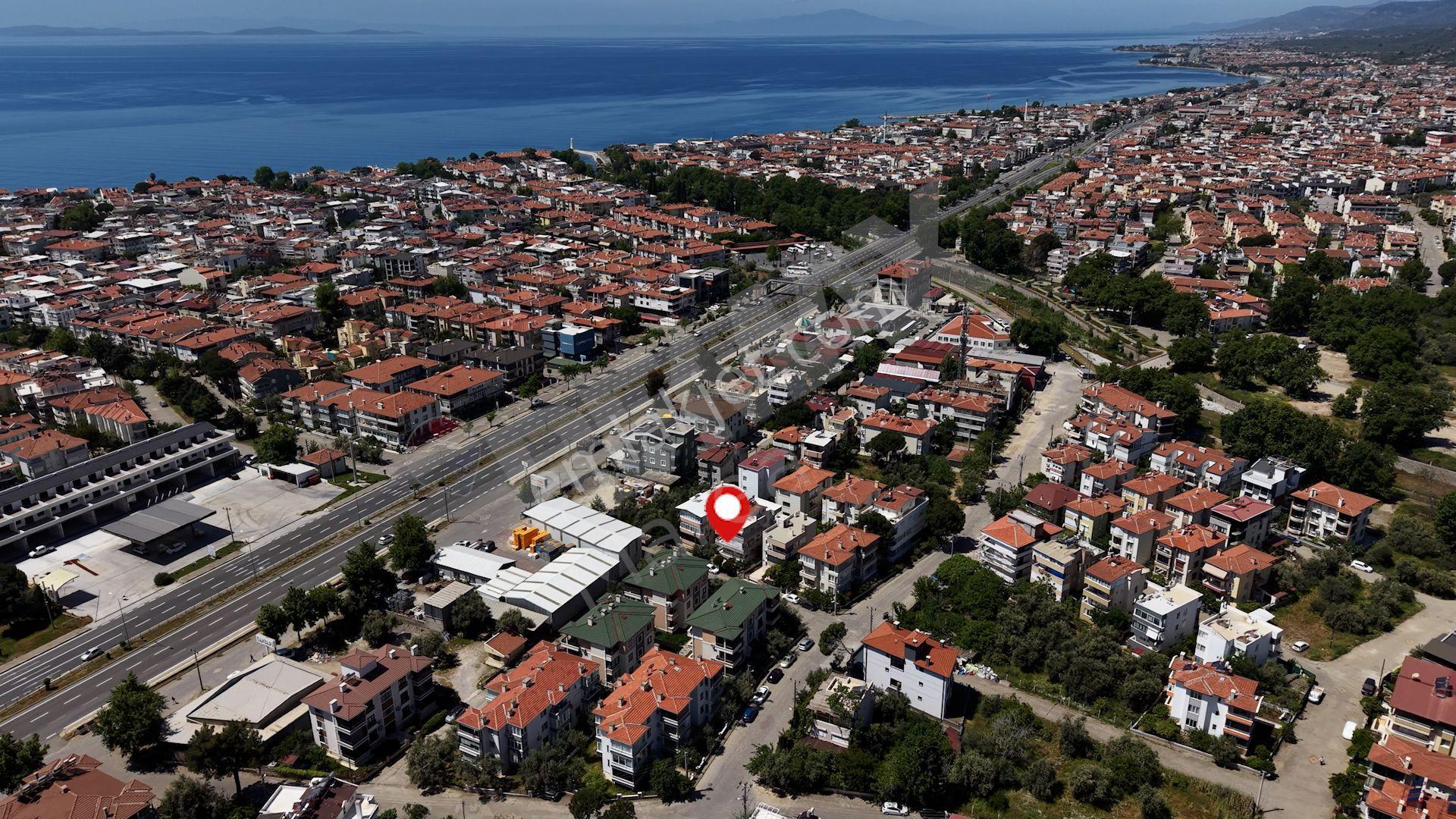 Edremit Altınoluk Şahindere Mah. Denize Yakın Arakat Satılık 2+1 Daire
