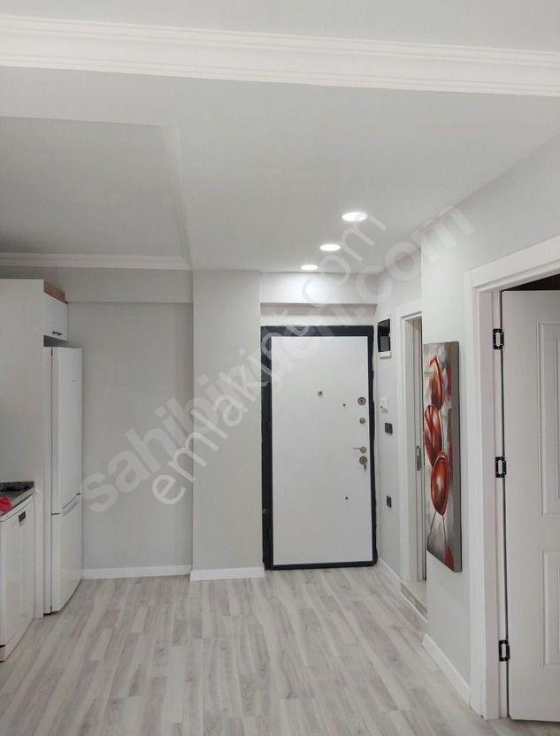 Burak Emlak'tan Foça Kazımdirik Mahallesi'nde, Ön Cephe, Cam Balkonlu, Verandalı, 1+1 Satılık Daire! - Görsel 9