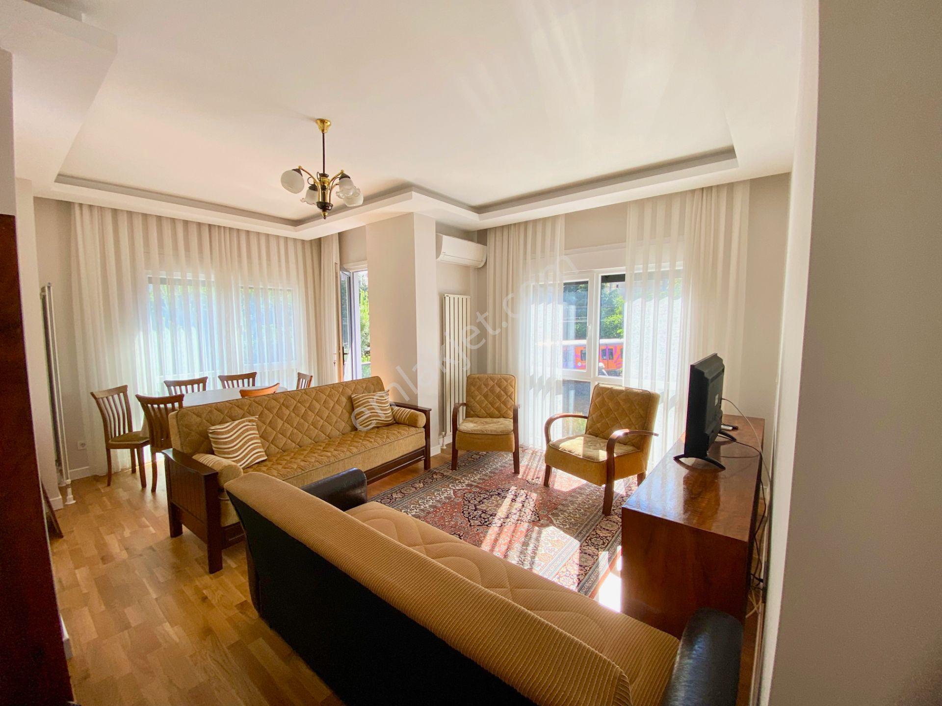 Bostancı'da Manzaralı, Balkonlu, Ebeveynli 3+1 Kiralık Daire - Görsel 3