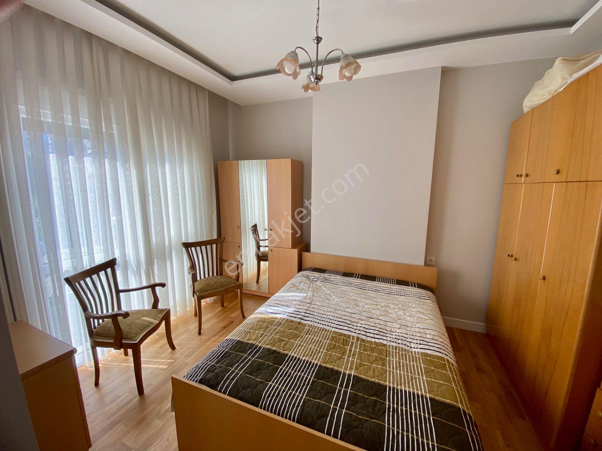 Bostancı'da Manzaralı, Balkonlu, Ebeveynli 3+1 Kiralık Daire - Görsel 16