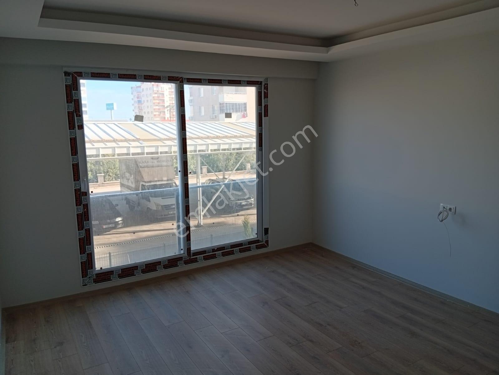 Remax Toros'tan Çeşmeli'de Havuzlu Site İçi Oturuma Hazır 3+1 - Görsel 13